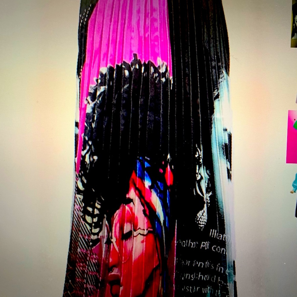 Ethnic Face Skirt